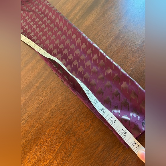 PELOTON Houndstooth Show Up Printed Leggings - Picture 7 of 7